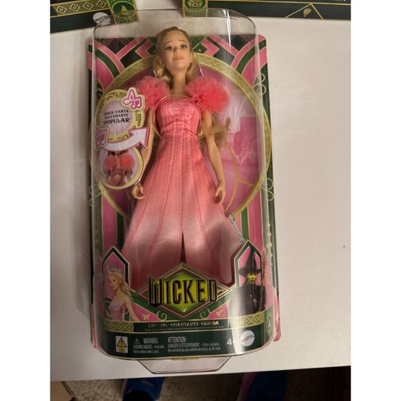 Wicked Glinda Doll With Removable Fashions & Accessories, MISPRINT ON BOX - Picture 3 of 4